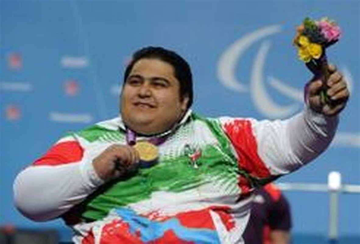 سیامند رحمان به عنوان قوی‌ترین وزنه‌بردار معلول قاره آسیا انتخاب شد 