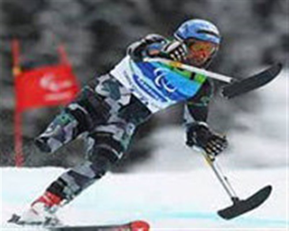 ساوه شمشکی: اسکی معلولان ایران را در پارالمپیک زمستانی مطرح می کنیم