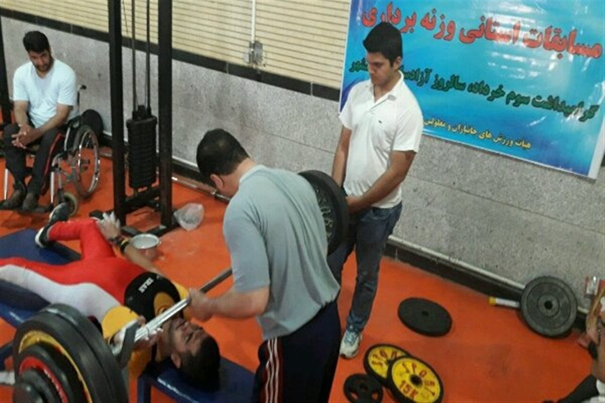 مسابقات وزنه‌برداری جام «آزادسازی خرمشهر» در کرمانشاه برگزار شد