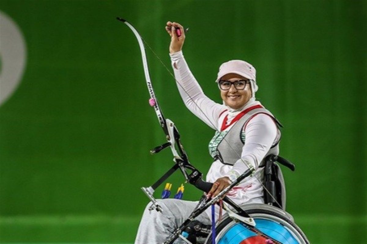 زهرا نعمتی بهترین ورزشکار معلول تیراندازی با کمان جهان شد
