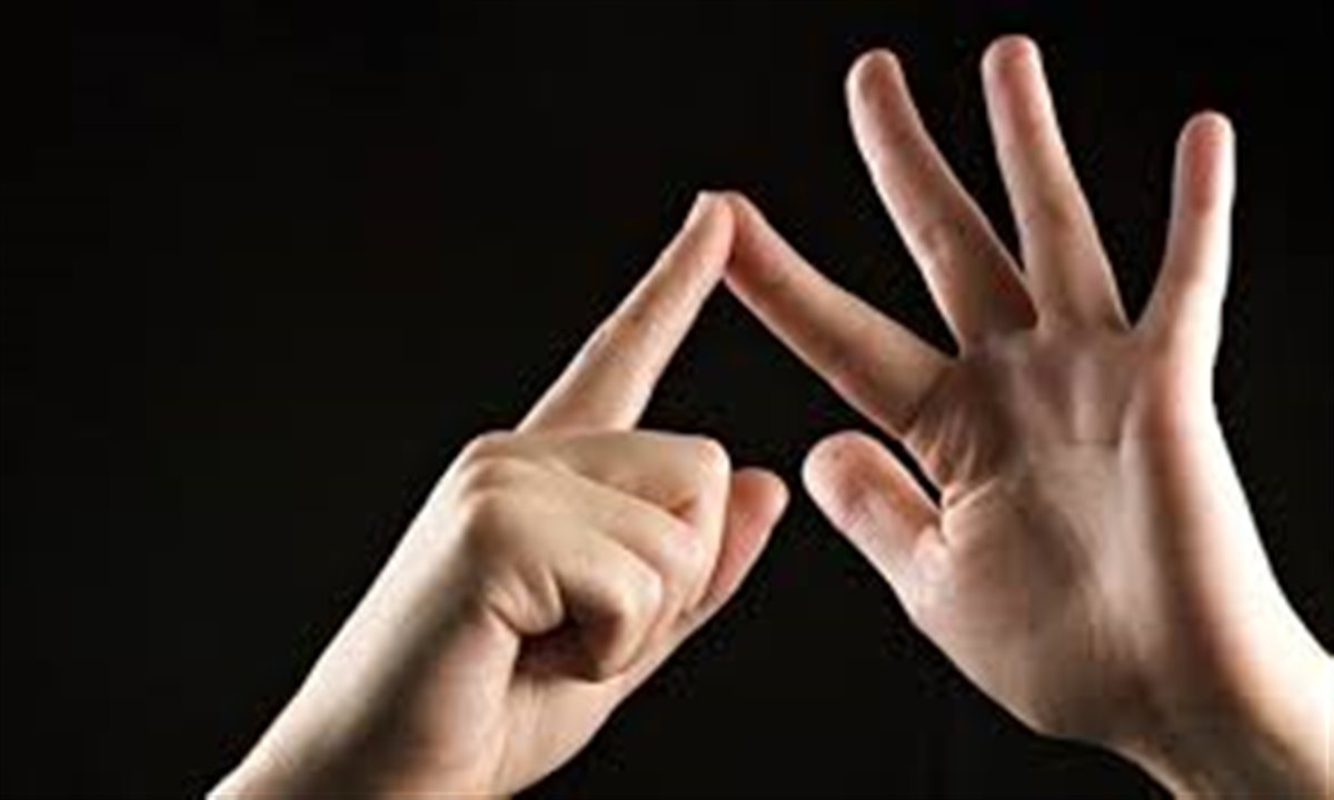 تبدیل متن به زبان اشاره با یک اپلیکیشن