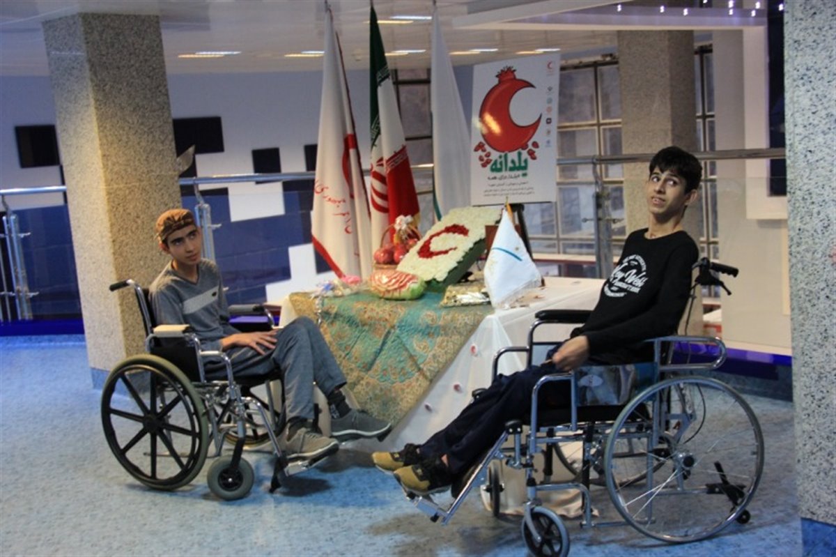 کودکان معلول در بیمارستان نورافشار خدمات رایگان دریافت می کنند
