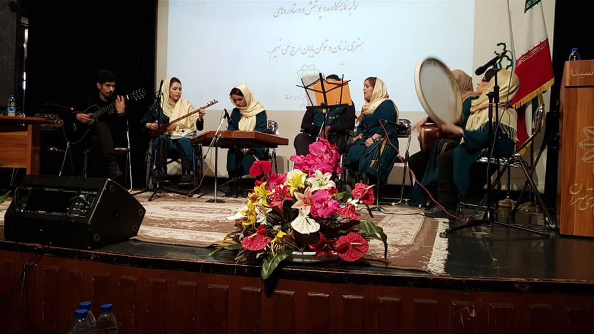 تجلیل از هنر­جویان رعد در جشنواره خلاقیت‌­های هنری بانوان