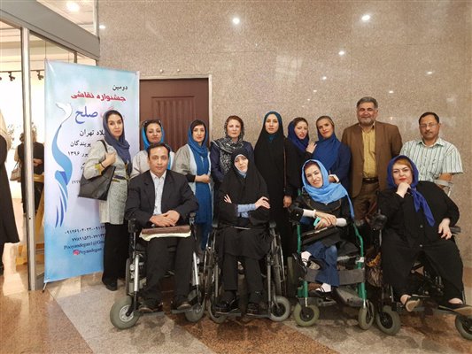 دومین جشنواره رنگ صلح در برج میلاد تهران افتتاح شد