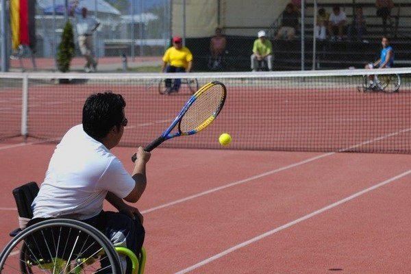 توسعه ورزش جانبازان و معلولان نیازمند مشارکت ملی است
