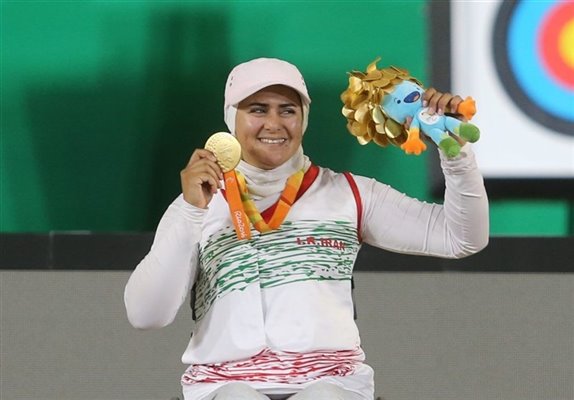 زهرا نعمتی نامزد بهترین ورزشکار معلول تیراندازی با کمان در سال ۲۰۱۷ شد 