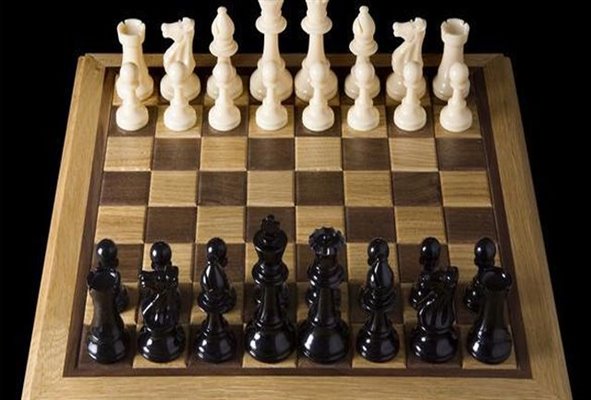 رقابت شطرنج بازان نابینا و کم بینا استان برگزار شد 