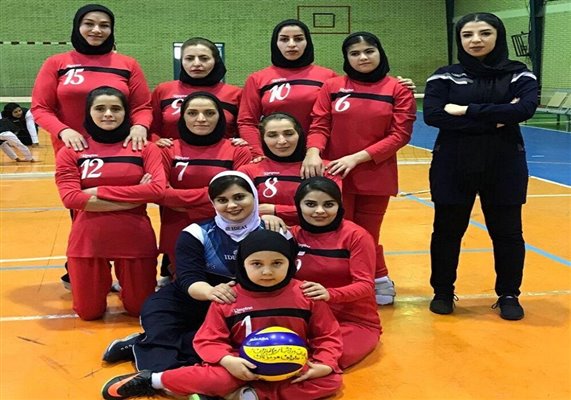 سرمربی سابق والیبال نشسته زنان: جوانان تیم نیاز به تجربه جهانی دارند