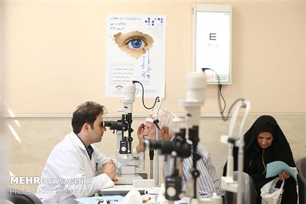 بیمه ها باید از بیماران چشم پزشکی حمایت کنند