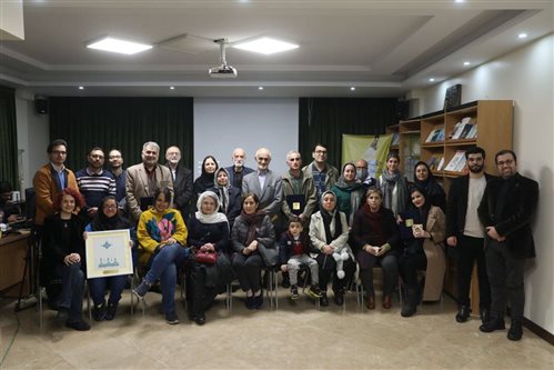 مجتمع رعد با "پروژه یادگیری برای همه" جایزه مؤسسه دکتر مجتبی معین  دریافت کرد